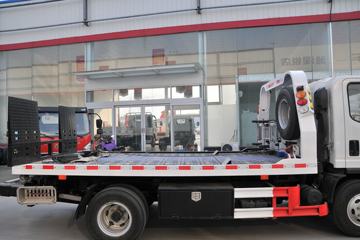 һ������ ��Ź�ʨ 120���� 4X2 ���ϳ�ͼƬ