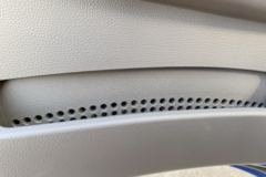 飞碟奥驰 D3系列 130马力 5.76米排半栏板载货车(FD1101P63K5-2)