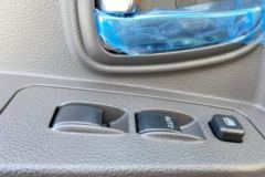 飞碟奥驰 D3系列 130马力 5.76米排半栏板载货车(FD1101P63K5-2)