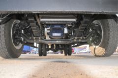 飞碟奥驰 D3系列 130马力 5.76米排半栏板载货车(FD1101P63K5-2)