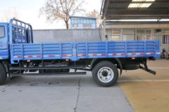 飞碟奥驰 D3系列 129马力 5.2米排半栏板轻卡(FD1141P63K5-1)