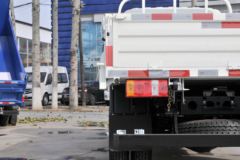飞碟奥驰 X1系列 110马力 3.28米自卸车(FD3044W16K5-1)