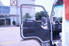 庆铃 五十铃100P 115马力 4X2 污泥处理车(顺肇牌)(SZP5040TCWQL5)