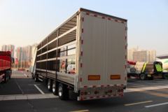 青岛解放 JH6重卡 领航版 460马力 4X2牵引车(CA4180P25K24E5)