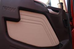 青岛解放 JH6重卡 领航版 460马力 4X2牵引车(CA4180P25K24E5)