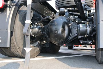 һ����� ��J6P�ؿ� �ʻݰ�2.0������ 440���� 6X4 LNGǣ����(CA4250P66M25T1E6)ͼƬ