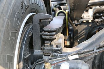 һ����� ��J6P�ؿ� �ʻݰ�2.0������ 440���� 6X4 LNGǣ����(CA4250P66M25T1E6)ͼƬ