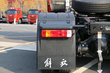 һ����� ��J6P�ؿ� �ʻݰ�2.0������ 440���� 6X4 LNGǣ����(CA4250P66M25T1E6)ͼƬ