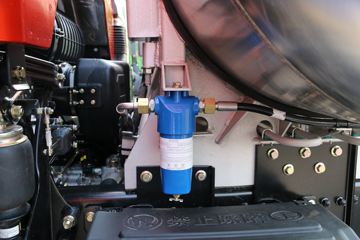 һ����� ��J6P�ؿ� �ʻݰ�2.0������ 440���� 6X4 LNGǣ����(CA4250P66M25T1E6)ͼƬ