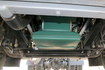 һ����� ��J6P�ؿ� �ʻݰ�2.0������ 440���� 6X4 LNGǣ����(CA4250P66M25T1E6)ͼƬ