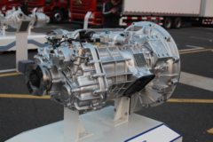 一汽解放CA10TAX130M1 超速档 10挡 手动挡变速箱