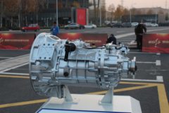 一汽解放CA10TAX130M1 超速档 10挡 手动挡变速箱