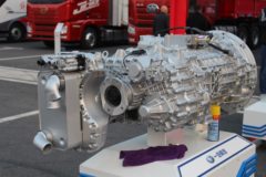 一汽解放CA12TAX230A5 12挡 AMT自动挡变速箱