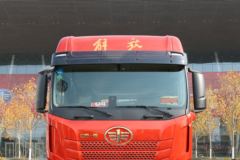 青岛解放 JH6重卡 550马力 6X2R AMT自动档牵引车(CA4250P25K24T2E5)