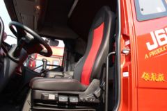 一汽解放 J6L中卡 2020款 领航版 绿通 240马力 4X2 6.8米厢式载货车(CA5180XXYP62K1L4E5)
