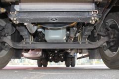 一汽解放 J6L中卡 2020款 领航版 绿通 240马力 4X2 6.8米厢式载货车(CA5180XXYP62K1L4E5)