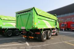 一汽解放 新J6P重卡 440马力 6X4 5.6米LNG渣土自卸车(国六)(CA3250P66M25L1T1E6)