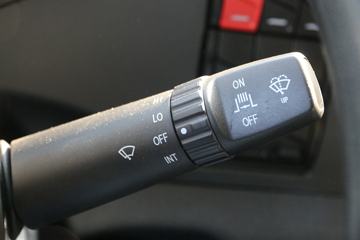 һ����� ��J6P�ؿ� 440���� 6X4 5.6��LNG������ж��(����)(CA3250P66M25L1T1E6)ͼƬ