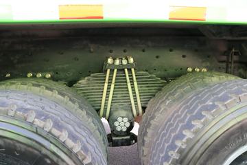 һ����� ��J6P�ؿ� 440���� 6X4 5.6��LNG������ж��(����)(CA3250P66M25L1T1E6)ͼƬ