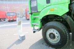一汽解放 新J6P重卡 440马力 6X4 5.6米LNG渣土自卸车(国六)(CA3250P66M25L1T1E6)