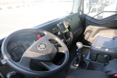 一汽解放 J6L 220马力 4X2 洒水车(程力威牌)(CLW5180GSSC6)