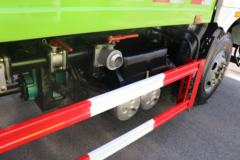 一汽解放 J6L 220马力 4X2 洒水车(程力威牌)(CLW5180GSSC6)