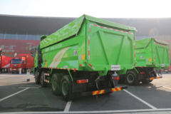 一汽解放 新J6P重卡 440马力 8X4 5.6米LNG渣土自卸车(国六)(CA3310P66M25L1T4E6)