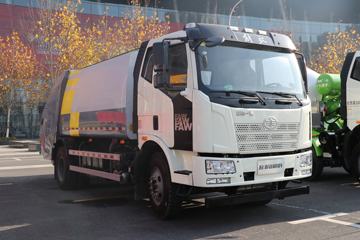 一汽解放底盘&nbsp;垃圾运输车外观图片