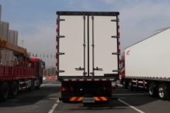 一汽解放 J6P 质惠版 460马力 8X4 冷藏车(CA5320XLCP66K24L7T4E6)