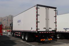 一汽解放 J6P 质惠版 460马力 8X4 冷藏车(CA5320XLCP66K24L7T4E6)