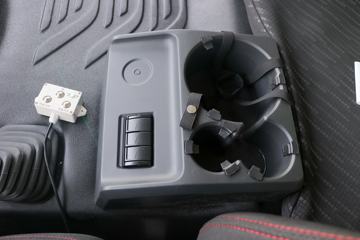 һ����� ��J6P�ؿ� 360���� 8X4 5.6��������ж��(����)ͼƬ