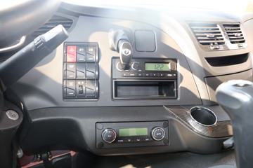 һ����� ��J6P 360���� 8X4 �泵��(CA5310JSQP66K2L6T4E6)ͼƬ