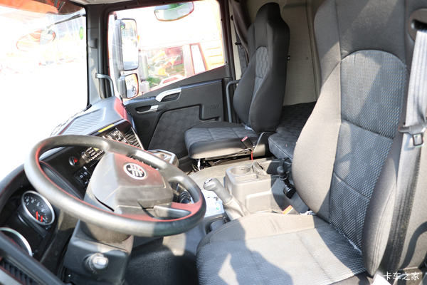 优惠 0.5万 解放JH6自卸车促销中