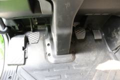 青岛解放 JH6重卡 400马力 8X4 5.8米自卸车(国六)