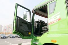青岛解放 JH6重卡 400马力 8X4 5.8米自卸车(国六)