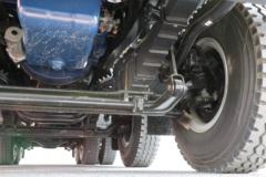 青岛解放 JH6重卡 400马力 8X4 5.8米自卸车(国六)