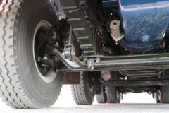 青岛解放 JH6重卡 400马力 8X4 5.8米自卸车(国六)