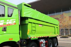 青岛解放 JH6重卡 400马力 8X4 5.8米自卸车(国六)
