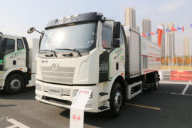 一汽解放底盘&nbsp;扫路车外观图片