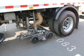 一汽解放底盘&nbsp;扫路车底盘图片