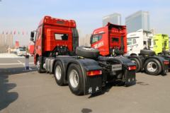 一汽解放 新J6P重卡 领航版 550马力 6X4 AMT自动挡牵引车(CA4250P66K25T1A1E5)