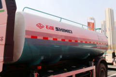 一汽解放 J6L 4X2 排半纯电动清洗车底盘(CA1181P62L2BEV) 一汽解放 J6L 4X2 排半纯电动清洗车底盘(CA1181P62L2BEV)