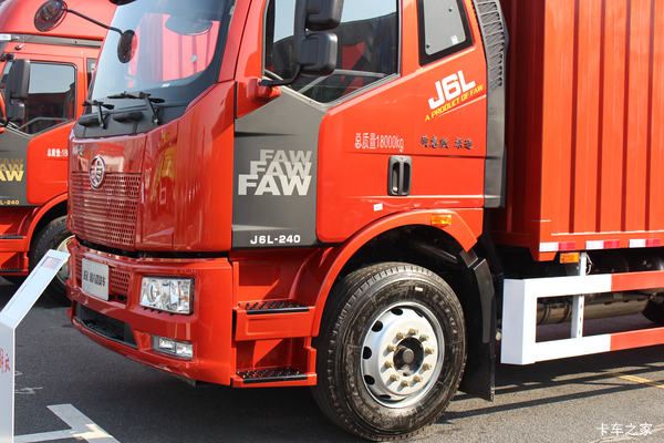 解放J6L载货车无锡市火热促销中 让利高达0.3万