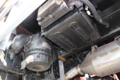 一汽解放 新J6L中卡 寒区版 240马力 4X2 6.8米厢式载货车(国六b)(CA5180XXYP62K1L4E6)