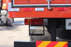 一汽解放 新J6L中卡 寒区版 240马力 4X2 6.8米厢式载货车(国六b)(CA5180XXYP62K1L4E6)