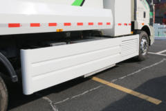 一汽解放 J6L 4X2 排半燃料电池洒水车底盘(CA1160P62K1L4E)