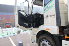 一汽解放 J6L 4X2 排半燃料电池洒水车底盘(CA1160P62K1L4E)