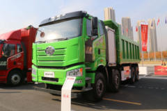 一汽解放 J6P 8X4 5.6米排半纯电动自卸(CA3310P66N142L4T4BEV)422.87kWh