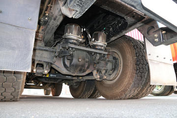 һ����� J6P 8X4 5.6���Ű봿�綯��ж(CA3310P66N142L4T4BEV)422.87kWhͼƬ