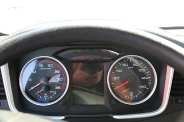 һ����� J6P 8X4 5.6���Ű봿�綯��ж(CA3310P66N142L4T4BEV)422.87kWhͼƬ